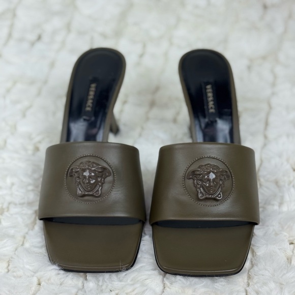 VERSACE La Medusa Slides Sandals 37 Heel Mules Camo Shoes - Picture 1 of 14